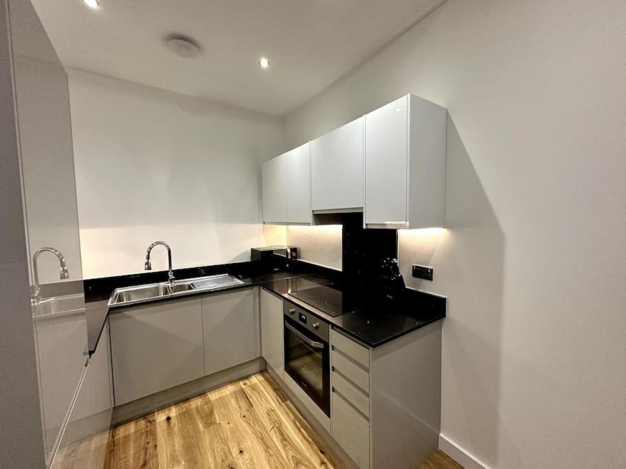 Spacious And Elegant Apartment Μπέρμιγχαμ Εξωτερικό φωτογραφία