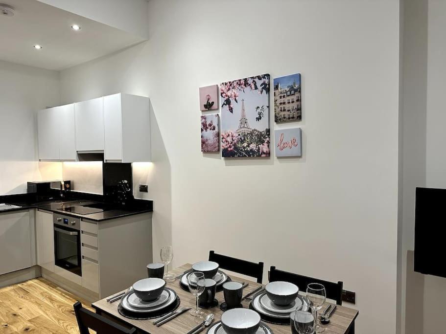 Spacious And Elegant Apartment Μπέρμιγχαμ Εξωτερικό φωτογραφία